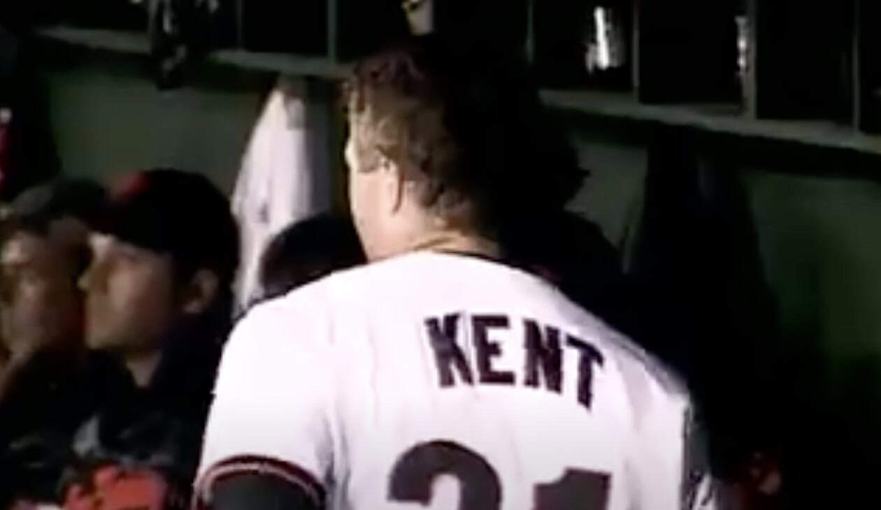 Image of Jeff Kent, highlighting his power and achievements as a top second baseman.